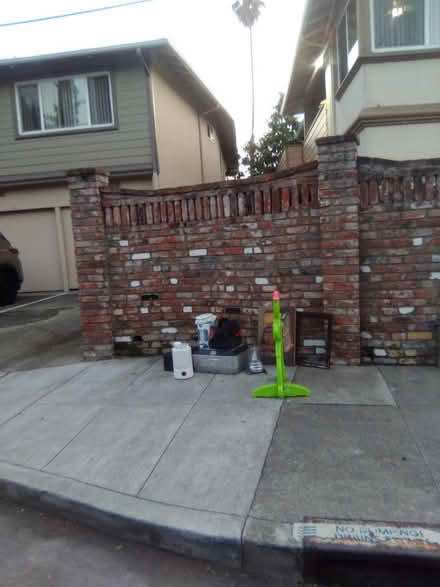 Photo of free 🚨curbside alert (94025) #2