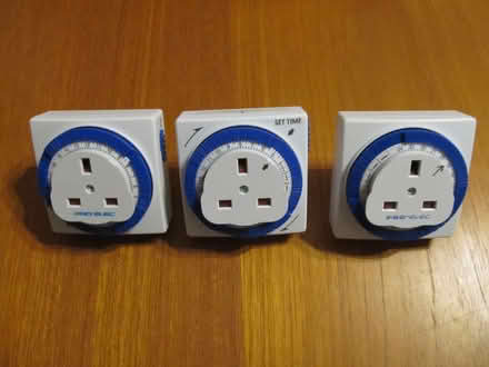 Photo of free 24-hour timeswitch x 3 (Sunnyside RH19) #1