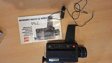 Photo of free Vintage Super 8 cine camera and projector (IP4) #1