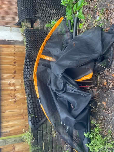 Photo of free 8ft trampoline (islington N1) #1