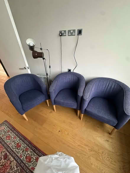 Photo of free Red Small Sofa and 3 Small Blue Arm Chairs (De Beauvoir Town N1) #1