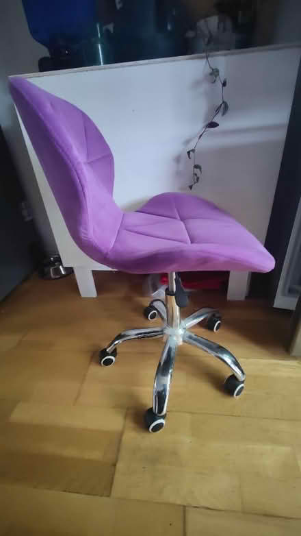 Photo of free Purple office chair (Tring Wharf HP23) #2