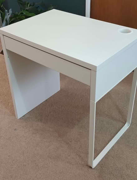 Photo of free Ikea white desk (Drum Brae EH4) #1