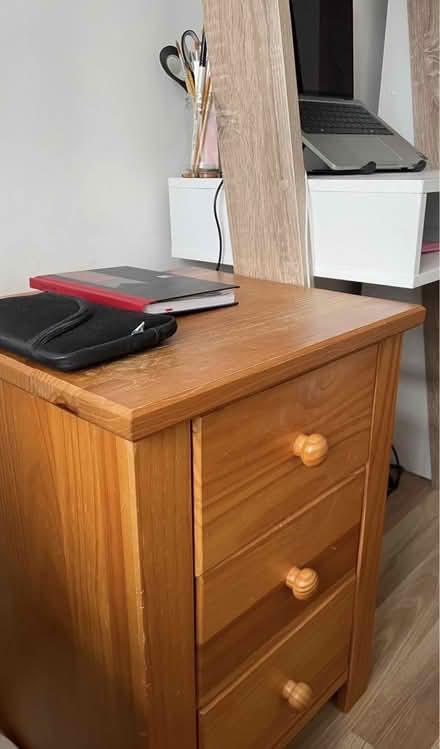 Photo of free desk + bedside table (SW9. Lambeth) #3