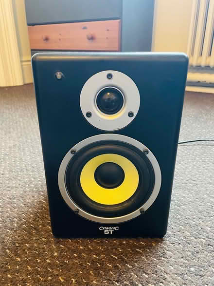 Photo of free Single speaker (Walkley, S6) #2