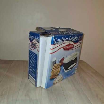 Photo of free Waffle Machine (TW7) #2