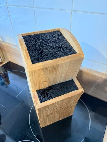 Photo of free Knife block (Edenbridge) #2