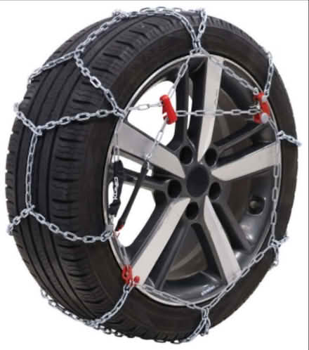 Photo of Low-profile snow chains (Ann Arbor Northwest Side) #1