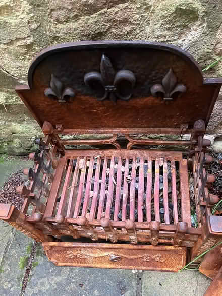 Photo of free Cast iron fire grate (EH22 Eskbank) #1