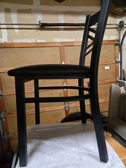 Photo of free 6 FREE metal chairs (West linn) #3
