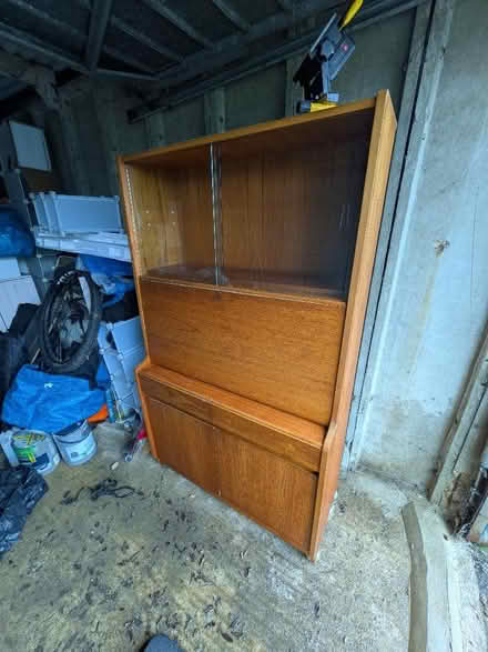 Photo of free G plan bureau (Springfield CM1) #1