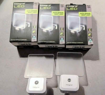 Photo of free Plug in night lights (St Albans AL1) #1