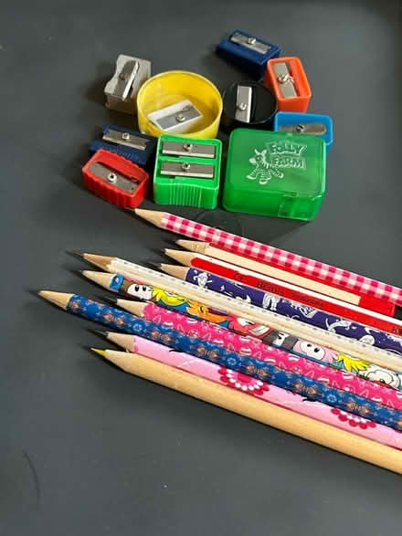 Photo of free Pencils & sharpeners (Jennetts park RG12) #1