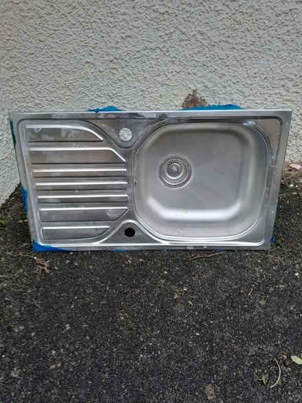 Photo of free Small stainless steel sink (Kendal LA9) #1