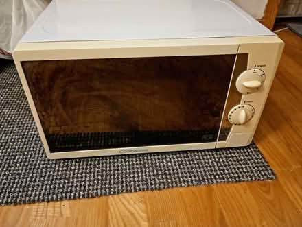 Photo of free Microwave (Willesborough) #1