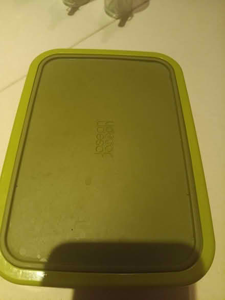 Photo of free Lunch set (Thornton heath) #1