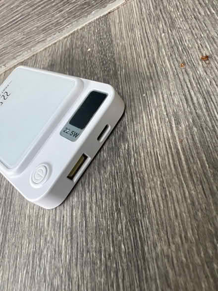 Photo of free Magnetic Wireless power bank. Working (Southsea PO4) #3