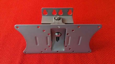 Photo of free TV wall mount VESA (Sedgley DY3) #1