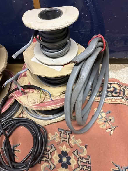 Photo of free electrical cable (Thames Ditton KT7) #2