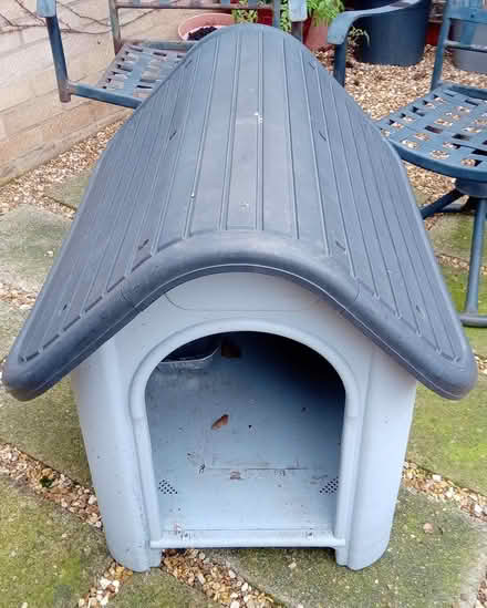 Photo of free Medium size kennel (Orton Goldhay) #2