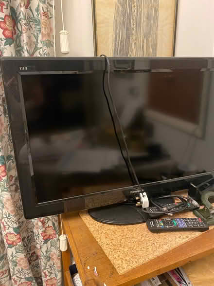 Photo of free Panasonic TV - not smart (Tansley DE4) #1