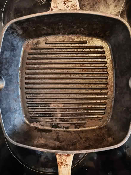 Photo of free Cast iron grill pan (Lochend EH7) #1