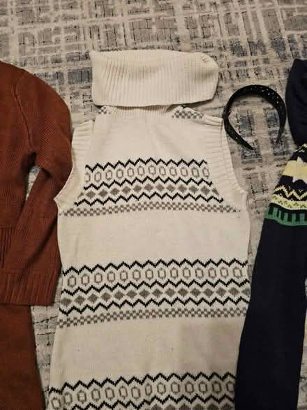 Photo of free 3 ladies jumpers (Stevenage SG1) #2