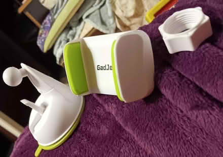 Photo of free Car Mobile Phone Holder (Allington NG32) #2