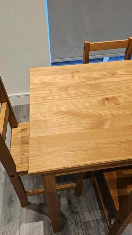 Photo of free Table and chairs (SS120FL) #3