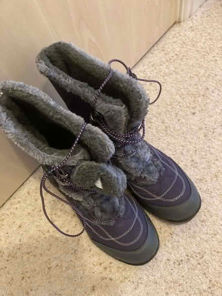 Photo of free Snow boots (Kendal LA9) #1