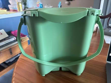Photo of free Compost bucket (High st and brookdale ave.) #3