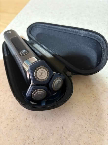 Photo of free Electric shaver (Poplars SG2) #2