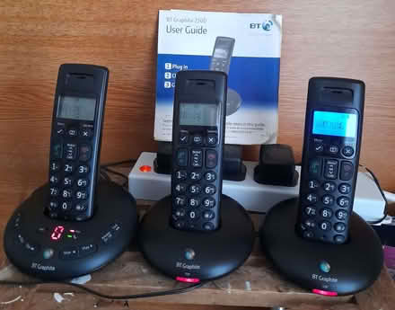 Photo of free BT landline 3 set with answerphone (Llanddulas LL22) #1