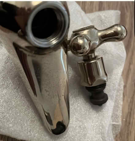 Photo of free Heavy vintage style gold taps & plug (Denvilles PO9) #4