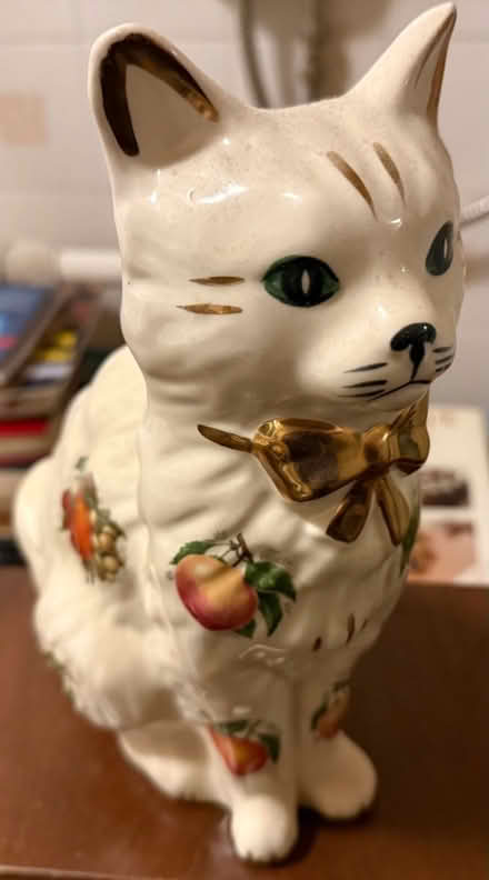 Photo of free Cat ornament (Alvaston DE24) #1