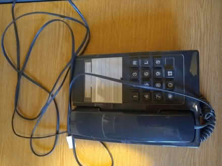 Photo of free BT Vanguard telephone handset (Top Amersham HP6) #1