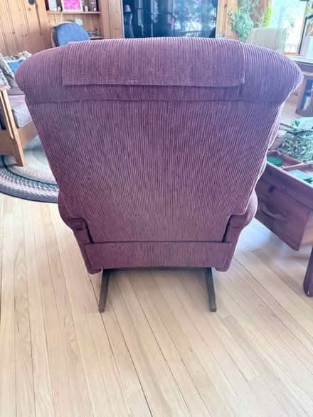 Photo of free Manual Rocker Recliner - LA-Z-BOY (North Windham) #4