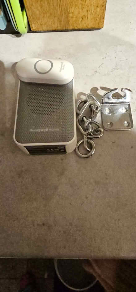 Photo of free Door Bell and Door Chain (Fagley BD2) #1