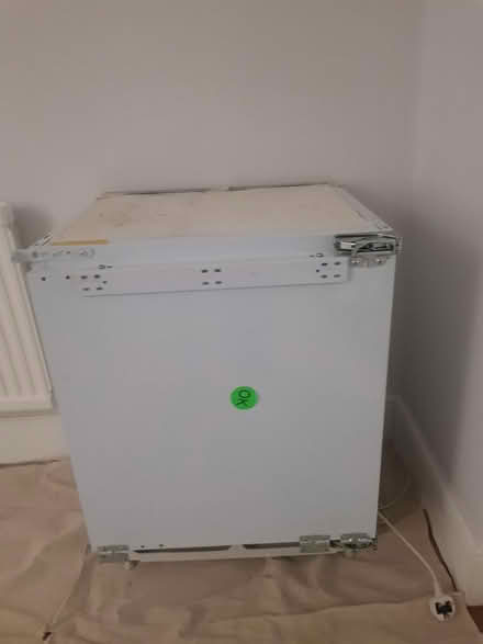 Photo of free Hotpoint integrated fridge (Mansfield Ng18) #1
