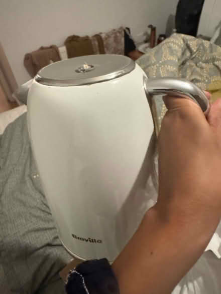 Photo of free this white shell kettle (SE11) #2