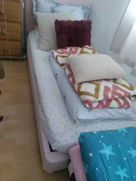 Photo of free Single mattress (Battersea SW11) #1