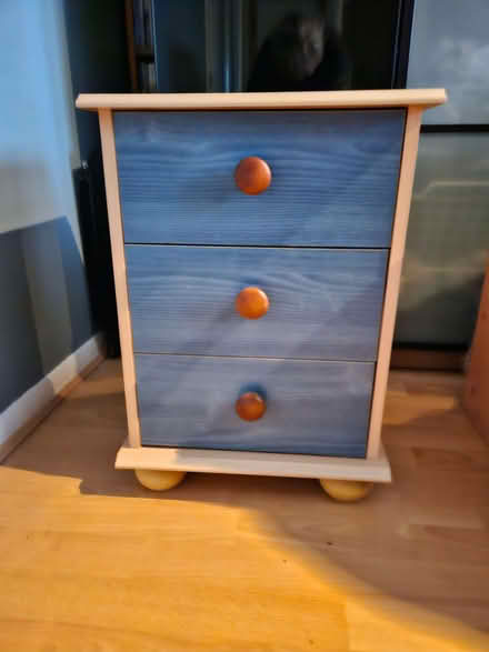 Photo of free Bedside table (Chesham HP5) #1