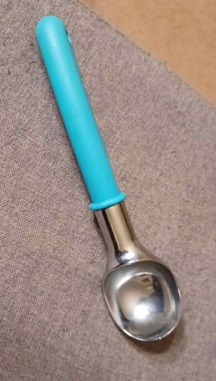 Photo of free Ice Cream Scoop (Hollymead) #1