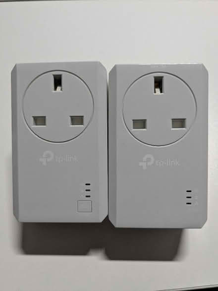 Photo of free TP-Link Powerline adapters for ethernet connection (Osney OX2) #1