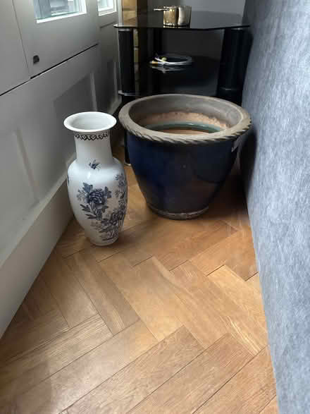 Photo of free Pots and vase (SE1) #1