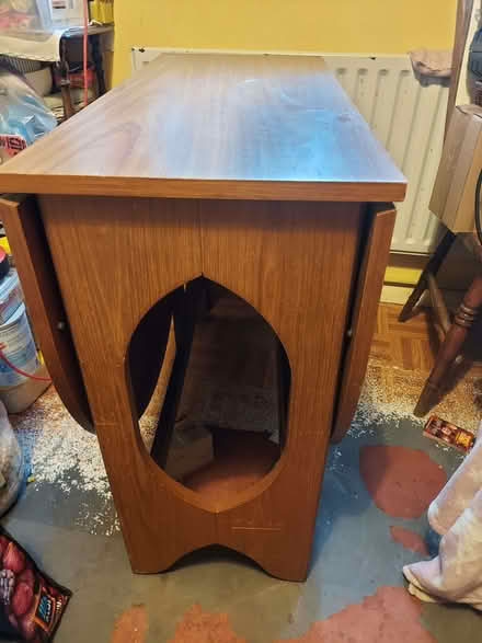 Photo of free Drop leaf dining table (Weybridge KT13) #2