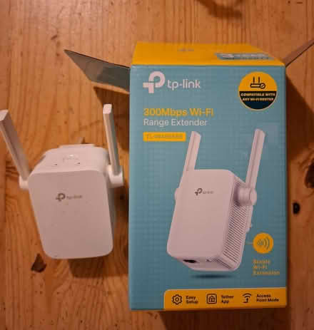 Photo of free Wi-Fi range extender. (Dacre CA11) #1