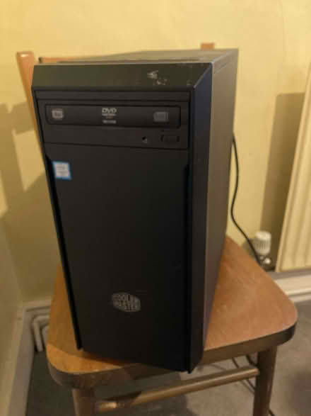Photo of free PC tower (Balham SW17) #1