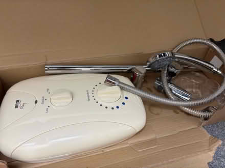 Photo of free Mira shower 9.5kW (Bilton CV22) #3
