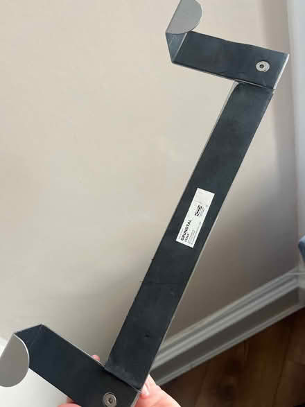 Photo of free Pegs for over the door (G41, pollokshields) #2